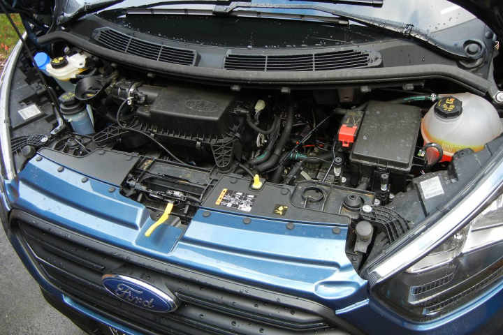 Ford Transit Custom 2018 review 300S CarsGuide